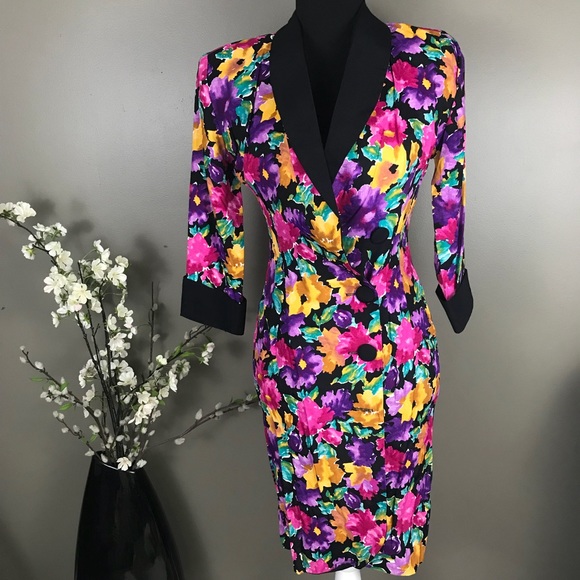Sarah Taylor Dresses & Skirts - Vintage floral Blazer Dress